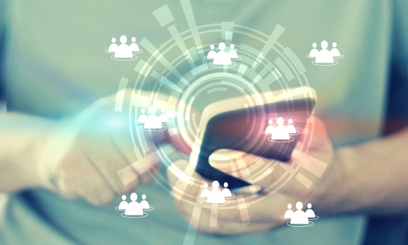 אתגרים מסוכנים ופייק ניוז: הורים נגד ויראליות במלחמה