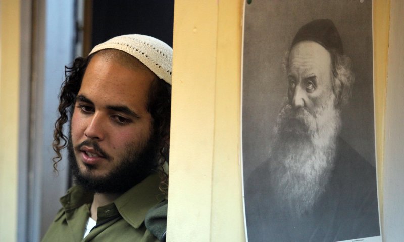 חבריו לפלוגה של שמעון ויזמן למח"ט: תחזירו אותו לשירות