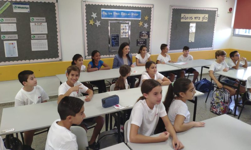 הצלצול הוא בשבילי: הפוליטיקאים פותחים שנה