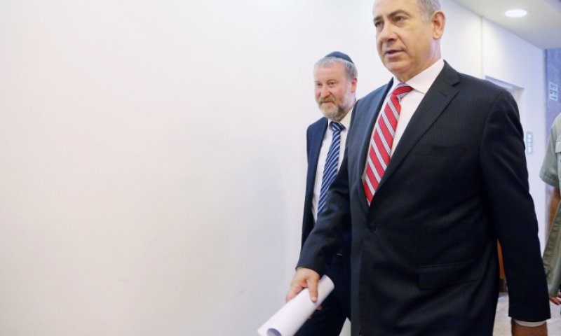 הרב זלמנוביץ': "להקפיא הגשת כתב אישום לרה"מ"