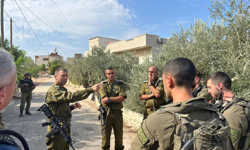תיעוד: מפקד אוגדת יו"ש הגיע לזירת נטרול המחבלים