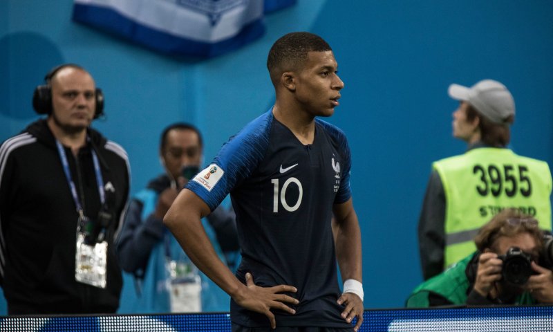 הקונצרט של אמבפה. צפו בתקציר צרפת פולין