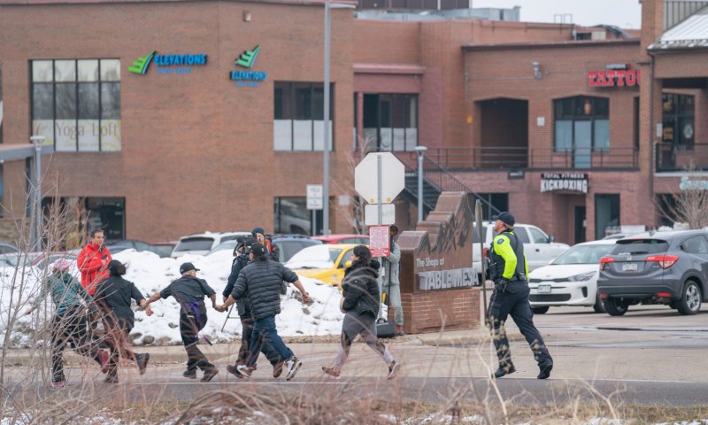 לראשונה בהיסטוריה: חברת נשק תפצה על אירוע ירי