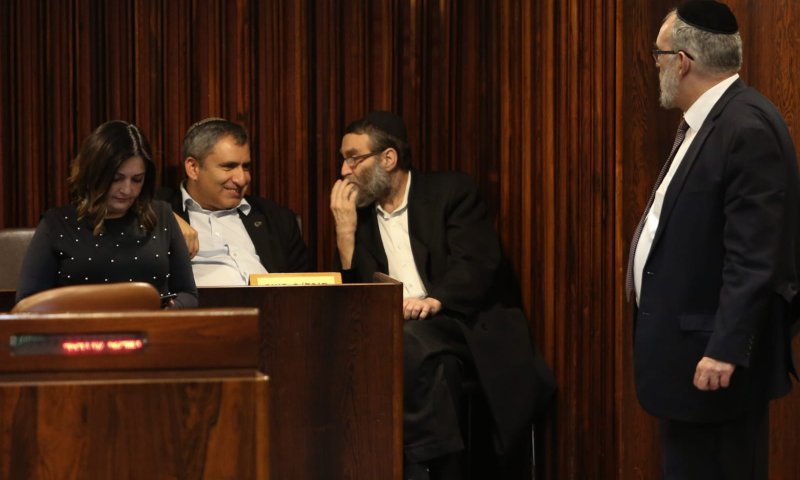 שוב בבחירות; אושרה ההצעה לפיזור הכנסת