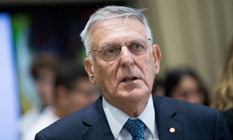 חתן פרס נובל: "אני פוחד פחד מוות מהחרדים"