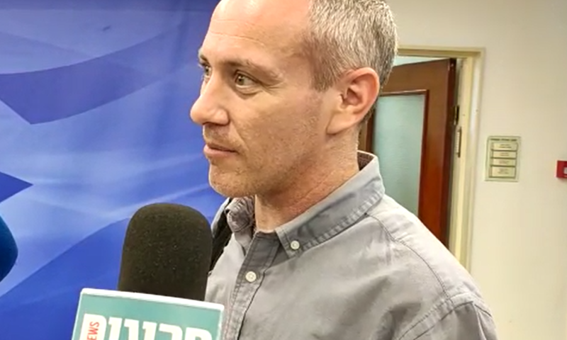 טרופר: "הבעיה היא של כותבי הארץ לא אצלי"