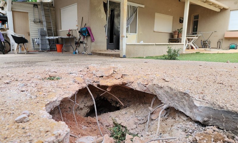 הרס ברחובות: כך נראית קריית שמונה לאחר המטחים