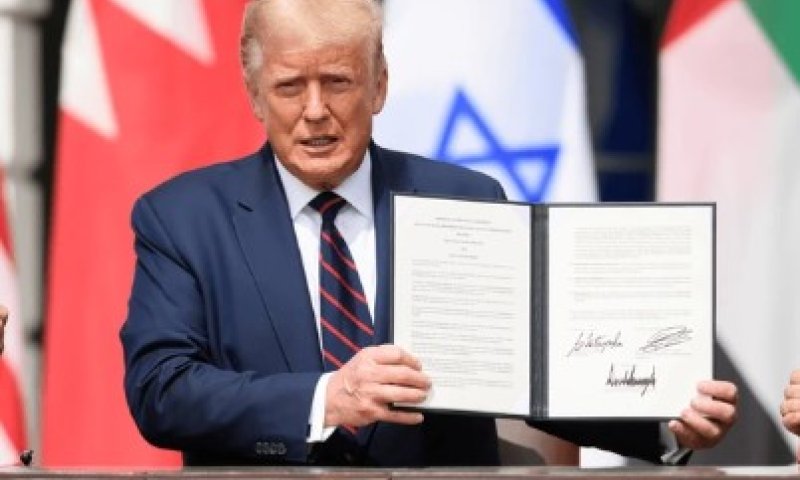 טראמפ מתכנן: לא פחות מ-200 הוראות נשיאותיות כבר ביום הראשון