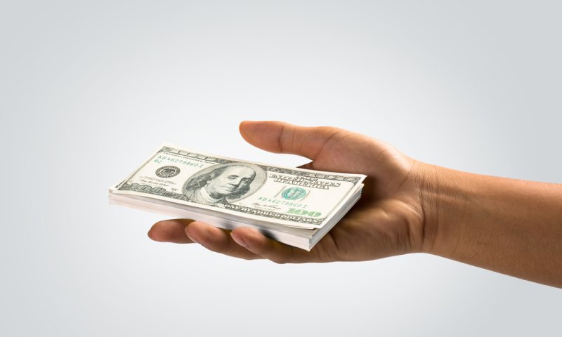 הרב זייני: קבלת כסף מנכרים מעכבת את הגאולה