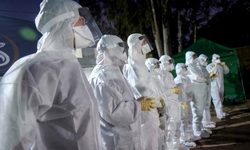 בכירה במשרד הבריאות אובחנה כחולת קורונה