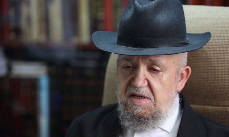 הרב מאזוז הורה לסגור את כל מוסדות החינוך