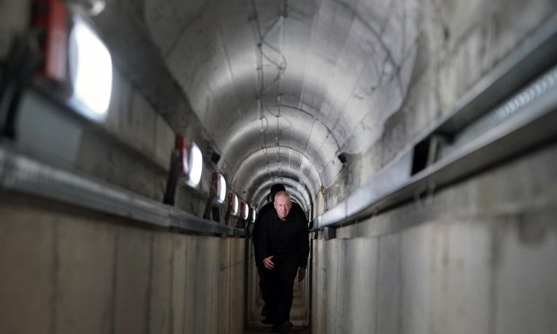 גלנט: "חמאס קורס לתוך מנהרות שהפכו למלכודת"