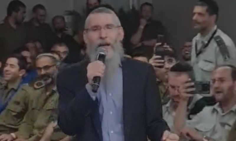 מברוקלין באהבה: פריד הגיע לישראל ושימח חיילים | צפו