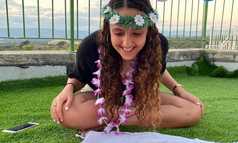 מרגש: רומי גונן ואמילי דמארי מגשימות חלום