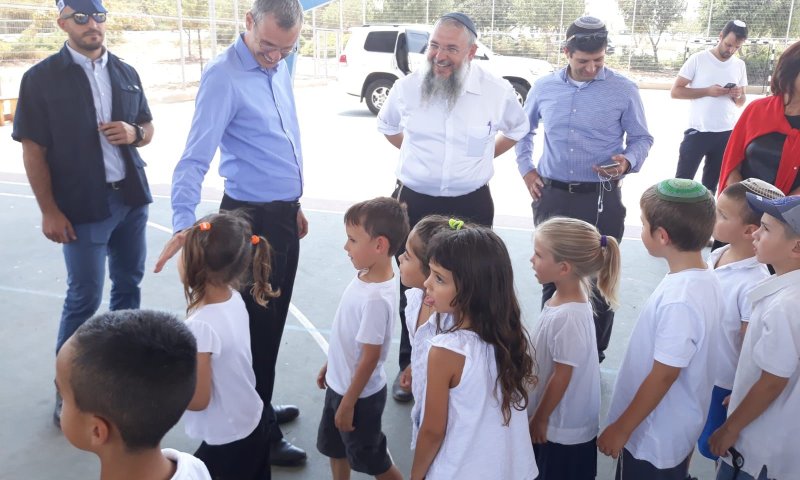 תיעוד האזעקה &bull; השר לוין בתקוע: ״התיישבות חזקה"