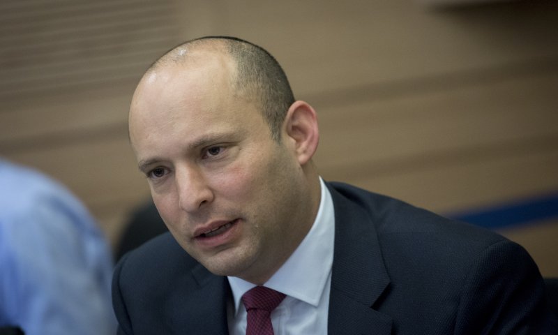 בנט: 'לוין לא הציל את חיי'; לוין: "אל תתבייש בזה"