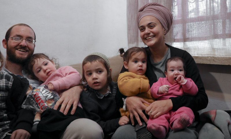 נס: פצועת הפיגוע בשמעון הצדיק שוחררה לביתה