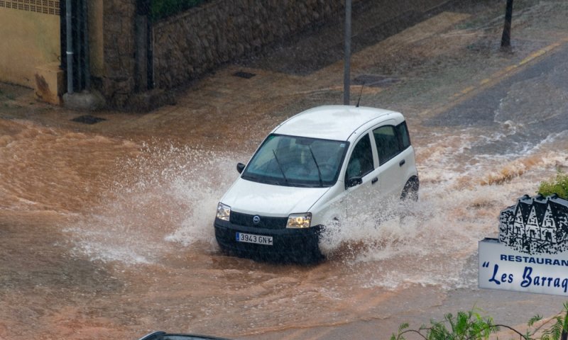 הוריקן בפלורידה: מיליוני תושבים נקראו להתפנות