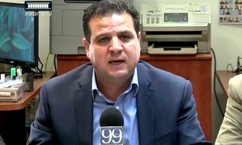 איימן עודה זועם: "יום יבוא ונחליף אתכם"; צפו