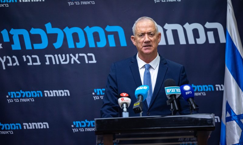 בני גנץ תוקף: ההפיכה המשטרית תפגע גם בביטחון