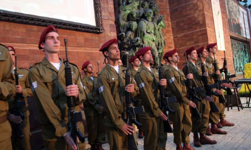 מהפכה בצה"ל: שריונר יהיה סגן מפקד חטיבת הצנחנים