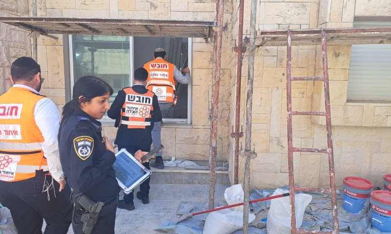 פועל נהרג בנפילה מגובה באתר בנייה בקריית אתא