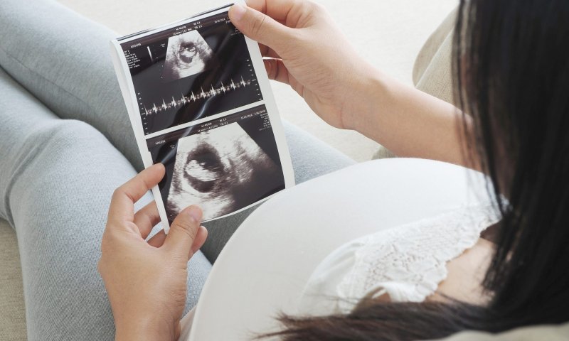 הזוג שעבר את ההפריה המוטעית: נשמור על הילדה