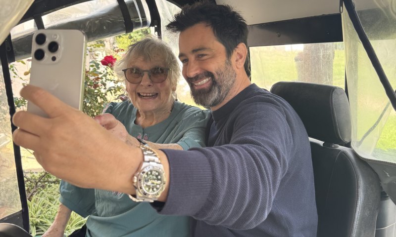 ניצולי השואה פוגשים את הטיקטוקרים ומספרים מה היה שם | צפו