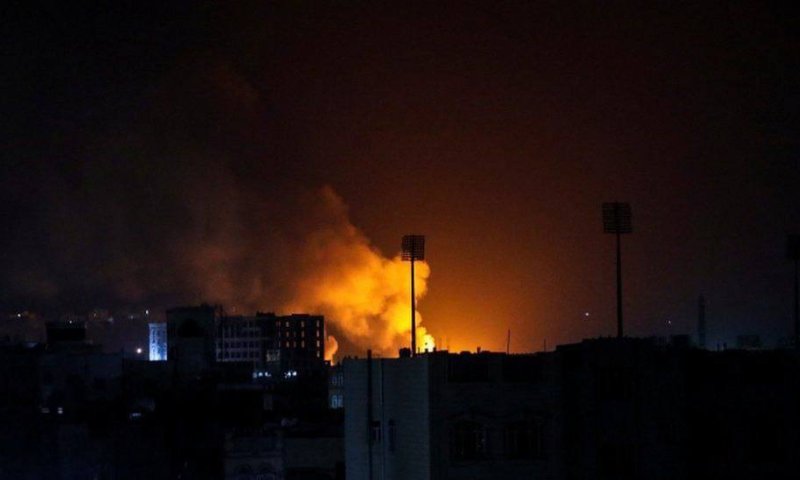 ארה"ב תקפה מחנות צבא של החות'ים בתימן