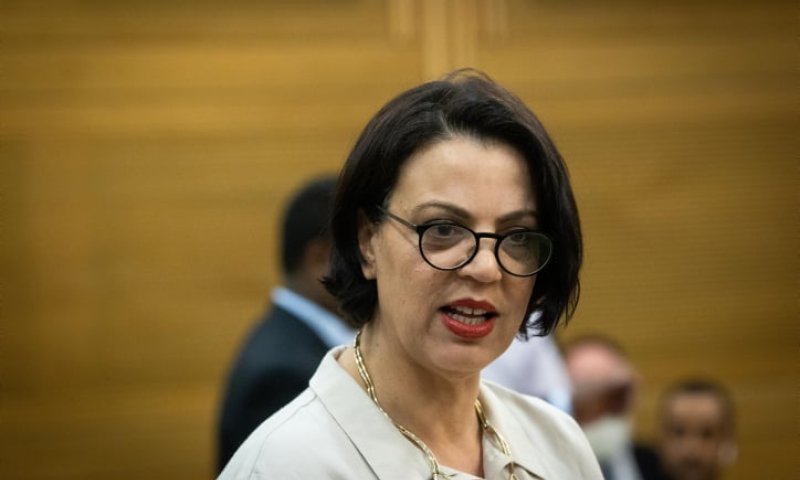 בשידור | גלית דיסטל ליועץ הפוליטי: 'אתה נחות וברברי'