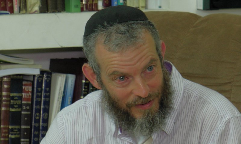 עשרות רבנים תומכים ברופא שאמר שניתן לרפא הומואים
