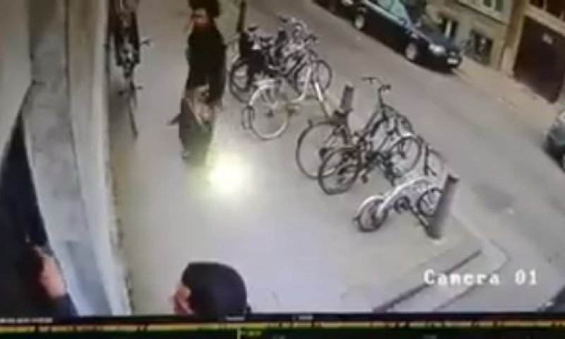 שוב אנטישמיות בבלגיה: עשרות מזוזות נעקרו מבתים