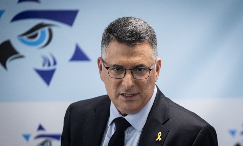 יתמוך ברפורמה המשפטית? גדעון סער מבהיר את עמדתו