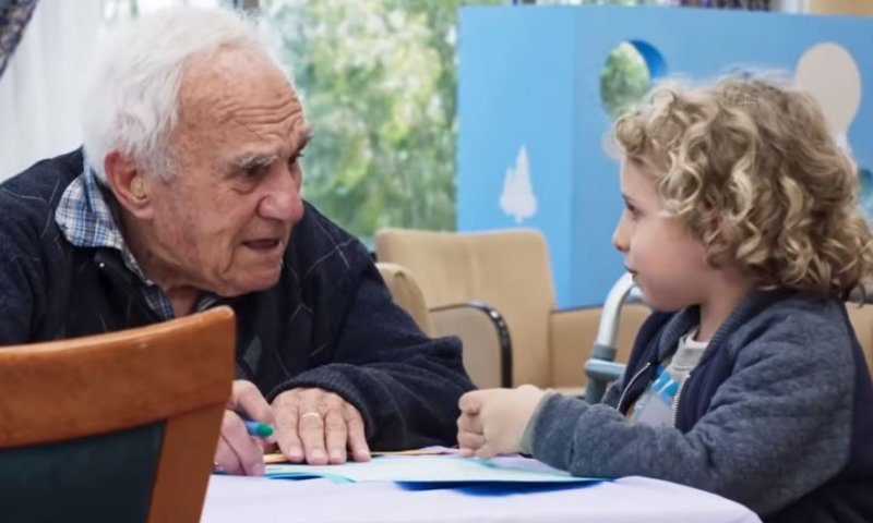 "כל העולם &ndash; ילד" |&nbsp;הסדרה 80 וארבע ריגשה אותי