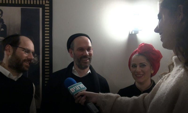 צפו: משפחת רזאל מגיבים להשוואה למשפחת בנאי