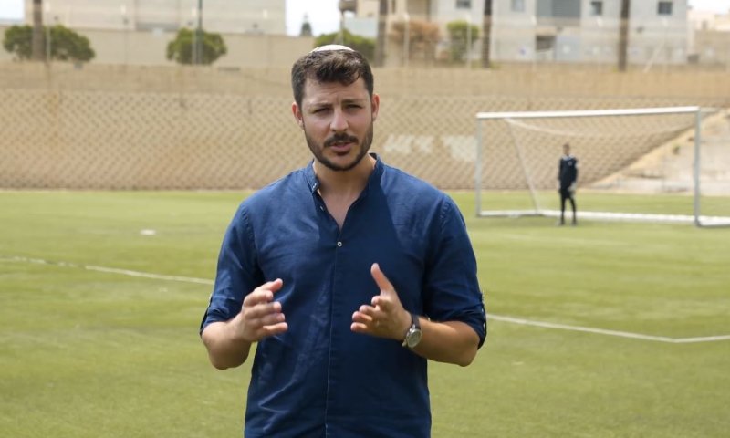 צפו: למה שמירת שבת וכדורגל לא הולכים ביחד?