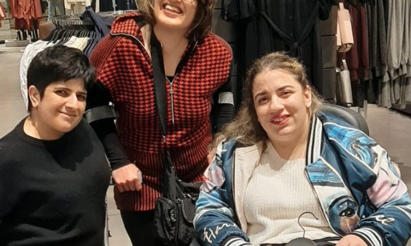 70 ניתוחים לא עצרו את אמליה מלהגשים חלומות