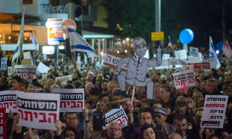 "אין מקום להתנפלות על הרב יובל שרלו"