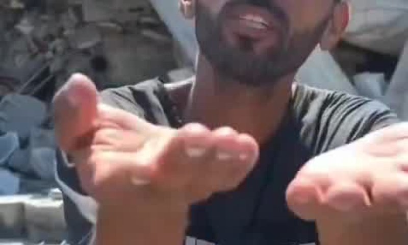 עזתי מיואש מבקש: "נתניהו, תפציץ אותנו בגרעין"