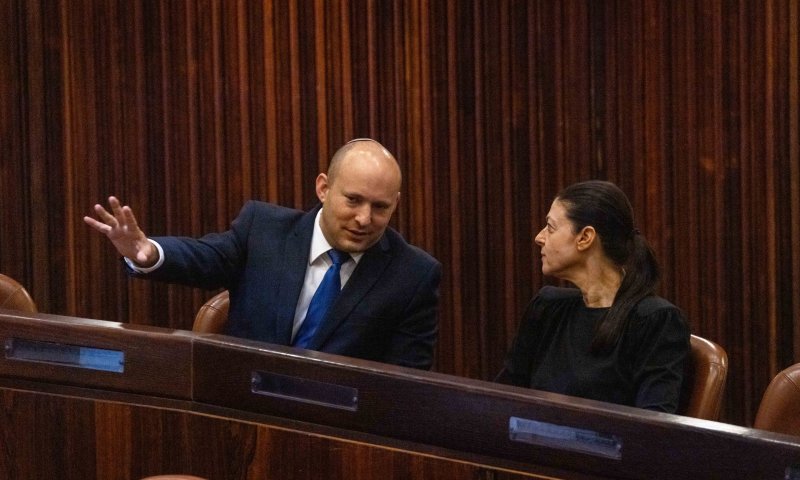 בגלל בנט: מיכאלי מסבירה את תזמון ההחלטה שלה