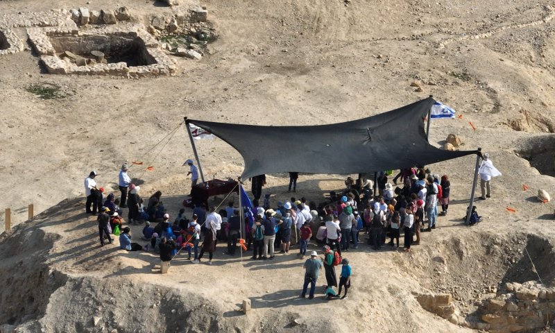 אלפים ביקרו בארמונות החשמונאים בבנימין