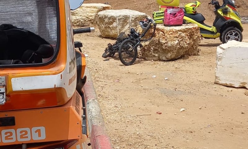 נתניה: רוכבת אפניים בת 80 נפצעה אנוש