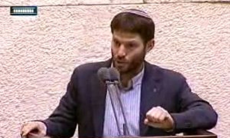 סמוטריץ' שוטף את הח"כים הערבים; צפו