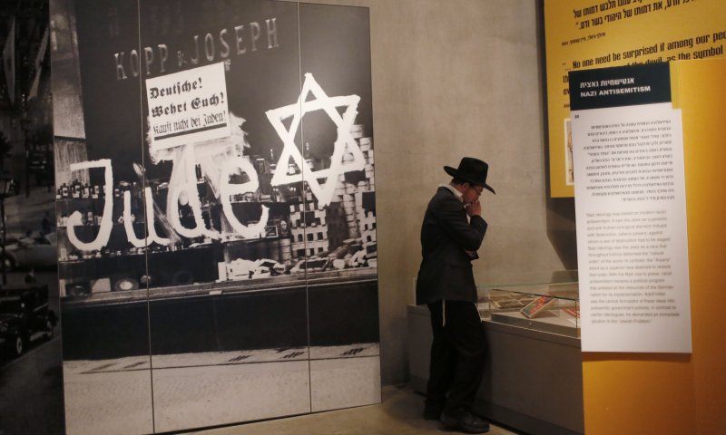 צפו: אל מלא רחמים לזכר 6 מילוני נרצחי השואה