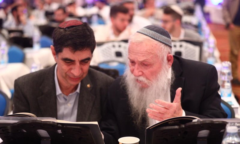 יחד בקדושה: ישיבות ההסדר מסיימים את הש"ס ביום אחד