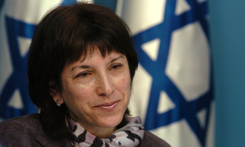 שקד כשרת משפטים? "זה דבר מסוכן ומאיים"