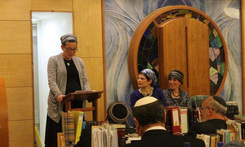 "להעניק לנשים תואר רב זה סגנון רפורמי"