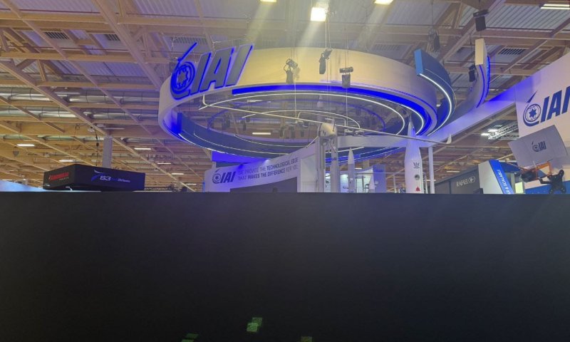 הצרפתים הסתירו את הביתנים הישראליים בסלון האווירי