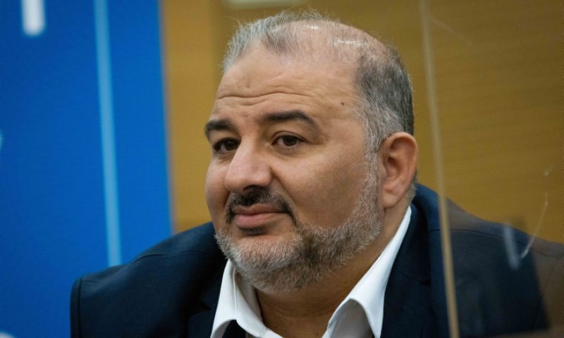 אחרי הנאום של גפני: מנסור עבאס בדרישה מפתיעה