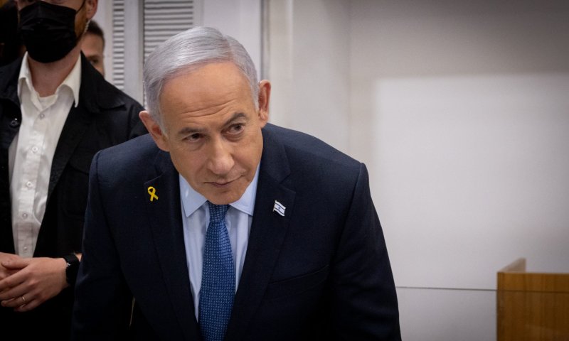 משפט נתניהו: ראש הממשלה הגיש לשופטים מעטפה סודית